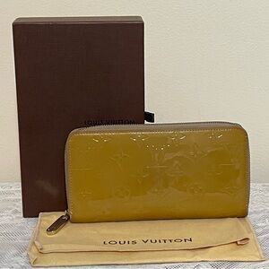 🌟Mint Condition🌟 Louis Vuitton Vernis Zippy Long Wallet Neutral Beige Monogram